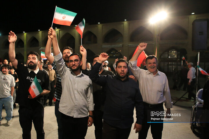 اجتماع خودجوش و حماسی مردم اصفهان در پشتیبانی انتقام ملی از رژیم صهیونی