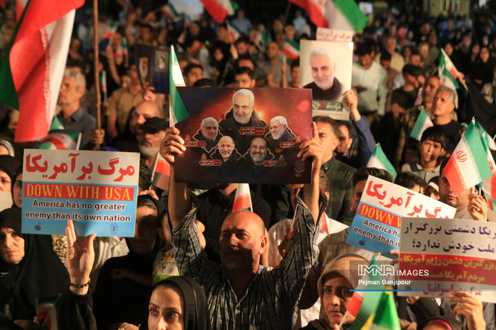 اجتماع خودجوش و حماسی مردم اصفهان در پشتیبانی انتقام ملی از رژیم صهیونی