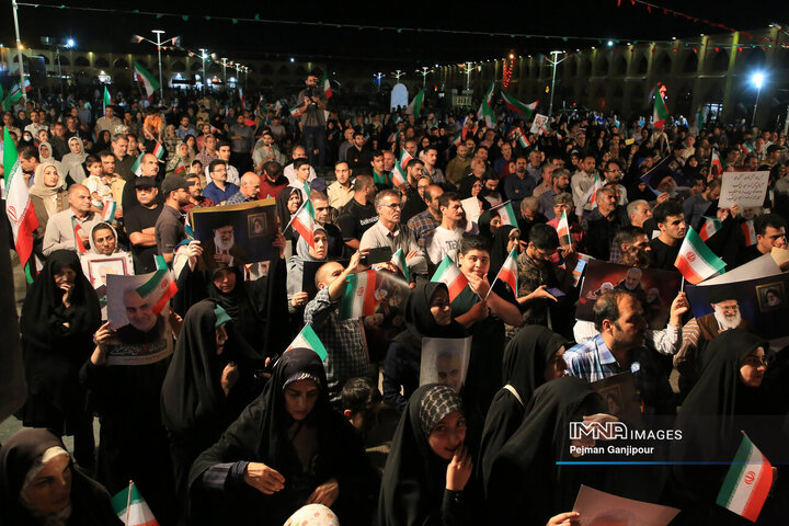 اجتماع خودجوش و حماسی مردم اصفهان در پشتیبانی انتقام ملی از رژیم صهیونی