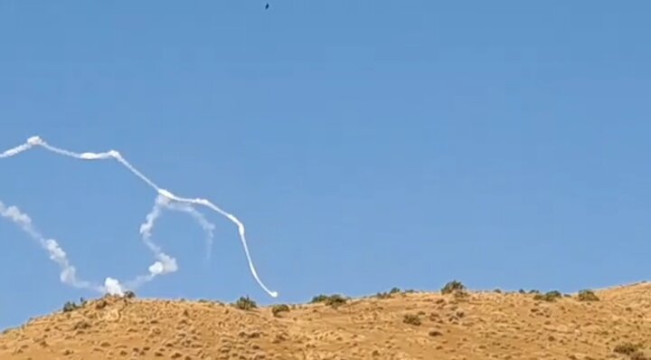 فیلم| درگیری پدافند کرمانشاه با پرتابه‌ها