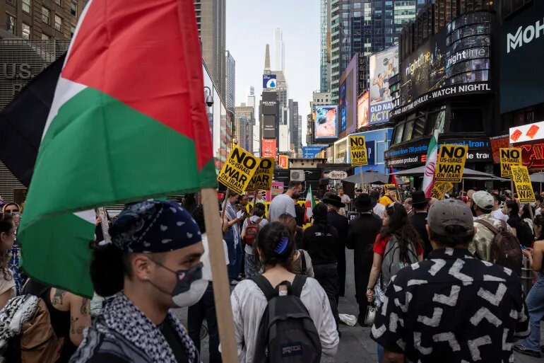 آمریکایی ها تجاوز به ایران را محکوم کردند