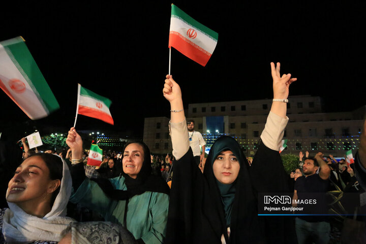 همبستگی و اتحاد در برابر استکبار جهانی از دریچه نگاه زنان ایران زمین