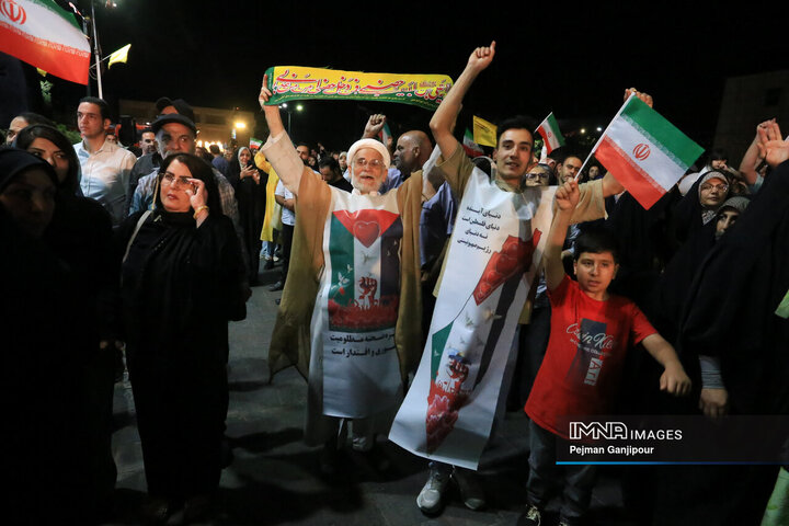 فریاد همبستگی مردم اصفهان با کاروان صمود و محکومیت جنایات صهیونیستی