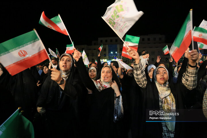 تجمع مردم اصفهان در حمایت از عملیات «وعده صادق 3»