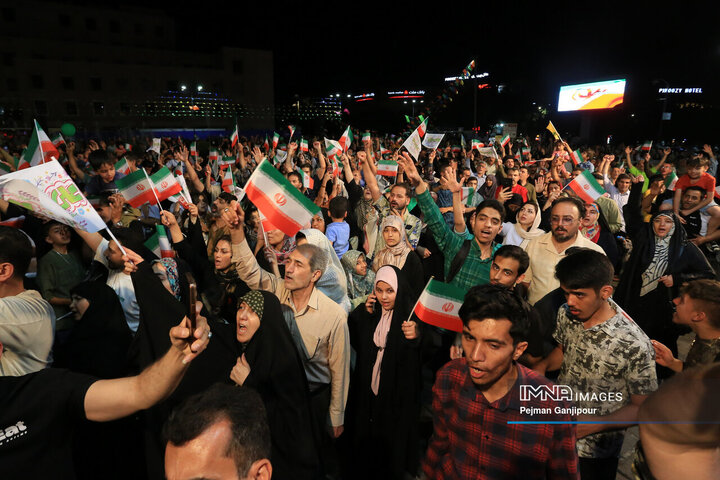تجمع مردم اصفهان در حمایت از عملیات «وعده صادق 3»