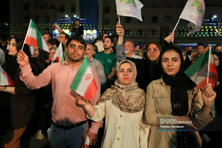 تجمع مردم اصفهان در حمایت از عملیات «وعده صادق 3»