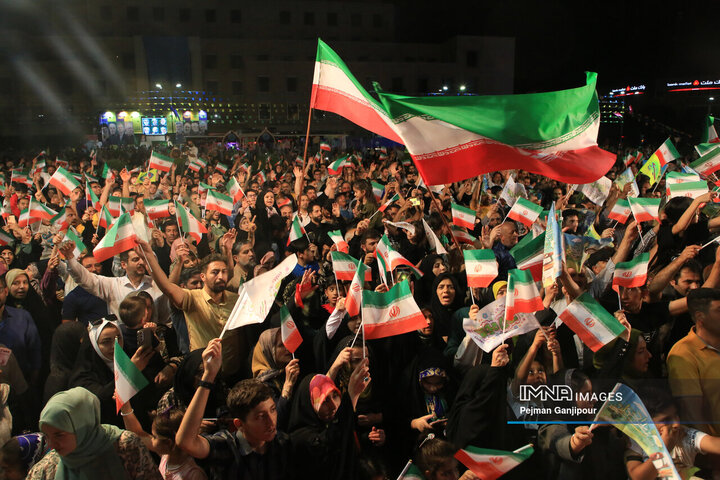 تجمع مردم اصفهان در حمایت از عملیات «وعده صادق 3»