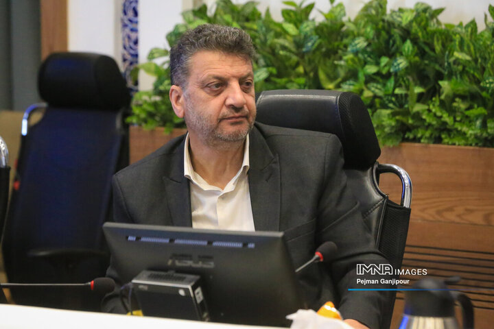 بی‌توجهی به بارگذاری شهری و ساخت‌وسازهای خلاف تهدید جدی برای آینده ترافیک اصفهان است