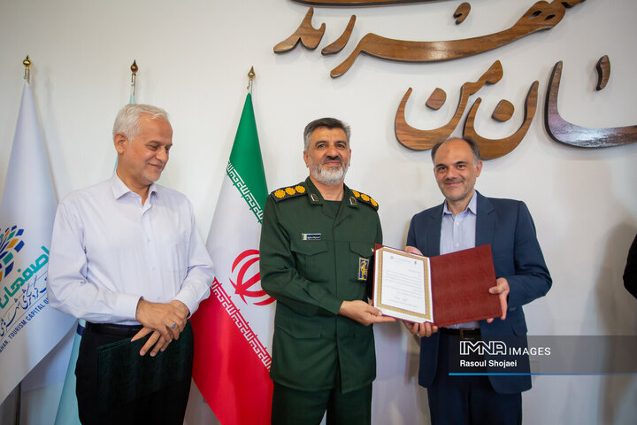 تکریم و معارفه مدیران حوزه بسیج شهرداری اصفهان