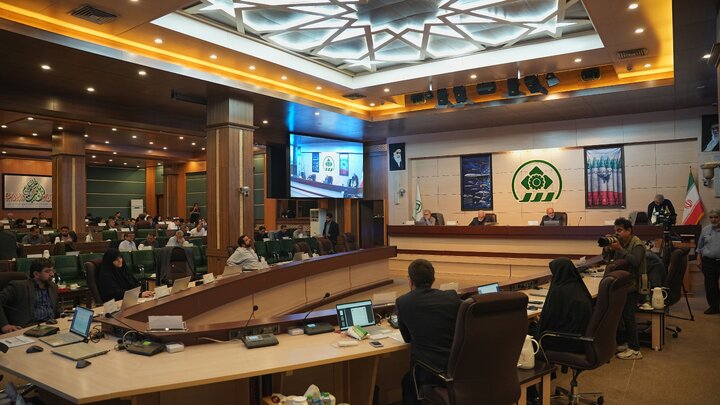 لزوم توجه ویژه به نوسازی ناوگان حمل‌ونقل عمومی و رسیدگی به مشکلات رانندگان