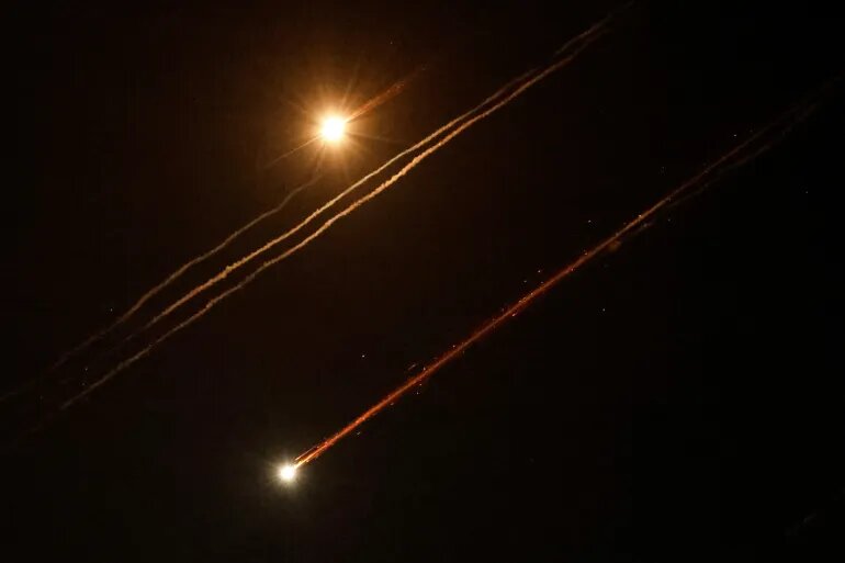 IRGC Strikes Israeli Fighter Jet Fuel Production, Energy Supply Sites with Missiles and Drones in Retaliatory Operation