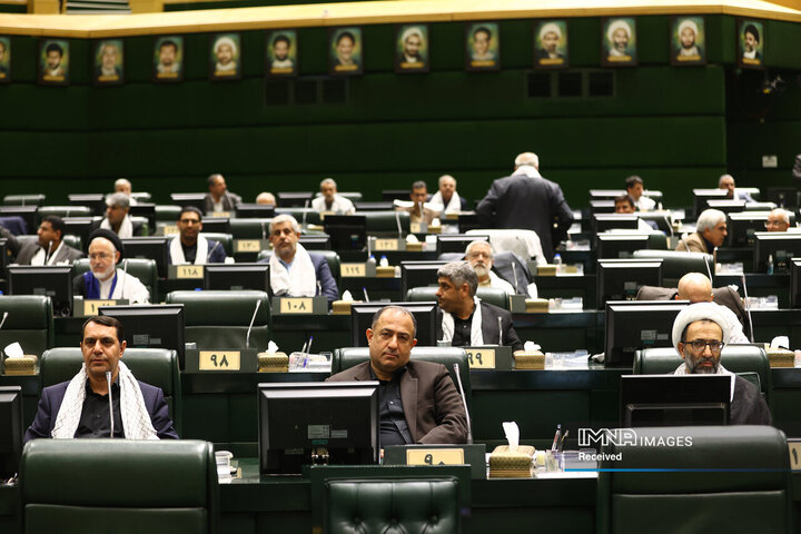 جلسه بررسی صلاحیت وزیر پیشنهادی اقتصاد و دارایی