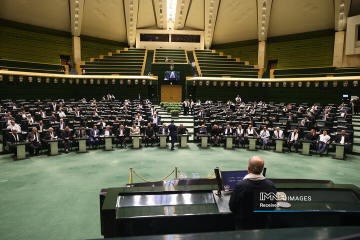 جلسه بررسی صلاحیت وزیر پیشنهادی اقتصاد و دارایی