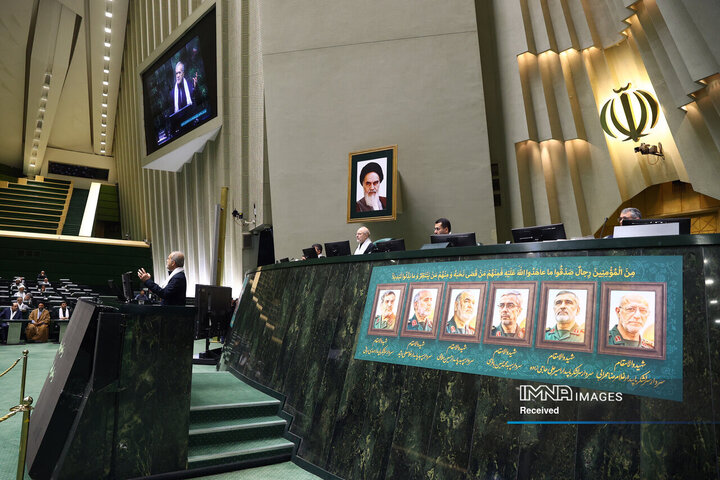 جلسه بررسی صلاحیت وزیر پیشنهادی اقتصاد و دارایی