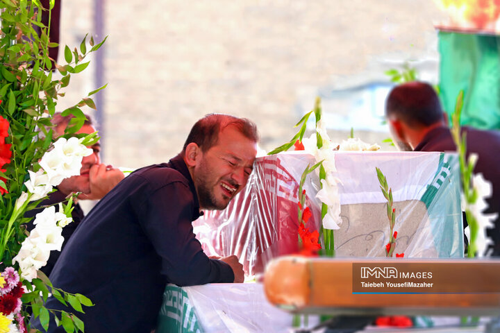 تشییع پیکر مطهر ۲۱ شهید حملات رژیم صهیونیستی در تبریز