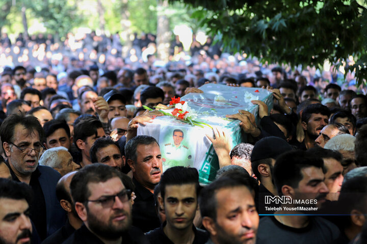 تشییع شهدای تجاوز رژیم صهیونیستی در اسدآباد همدان