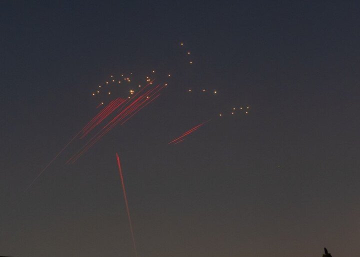 انهدام ریزپرنده‌ متخاصم در آسمان اصفهان