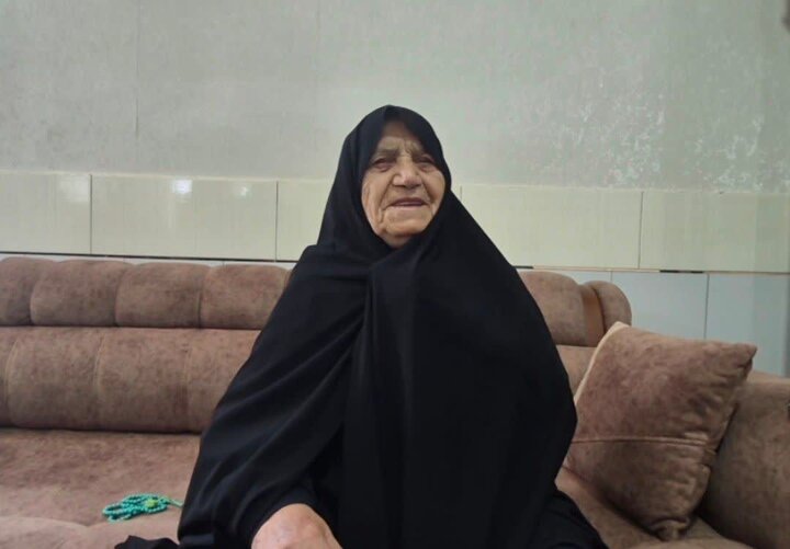 مادربزرگ شهید دلاور امیرخانی: اگر لازم باشد باز هم نوه‌ام را فدای رهبری می‌کنم