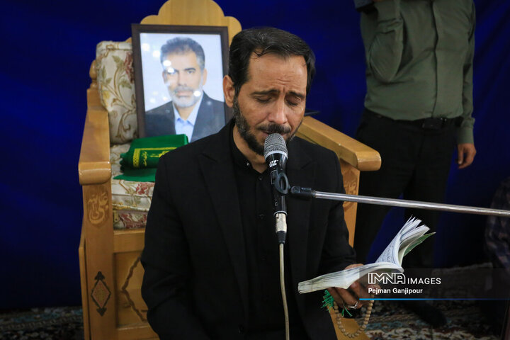 وداع با شهدای تجاوز رژیم صهیونیستی به کشور در حسینیه بنی‌فاطمه اصفهان