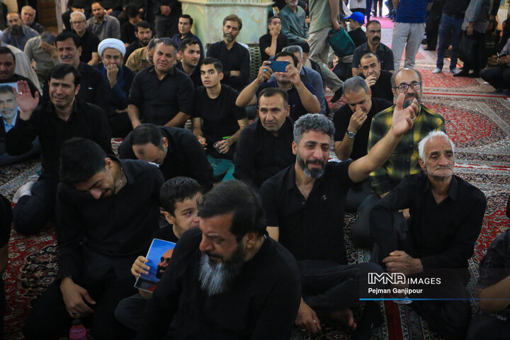 وداع با شهدای تجاوز رژیم صهیونیستی به کشور در حسینیه بنی‌فاطمه اصفهان