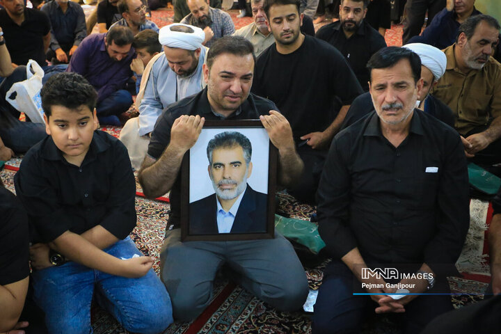 وداع با شهدای تجاوز رژیم صهیونیستی به کشور در حسینیه بنی‌فاطمه اصفهان