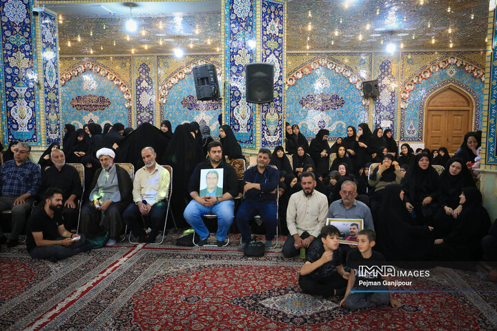 وداع با شهدای تجاوز اسرائیل به کشور در حسینیه بنی‌فاطمه اصفهان