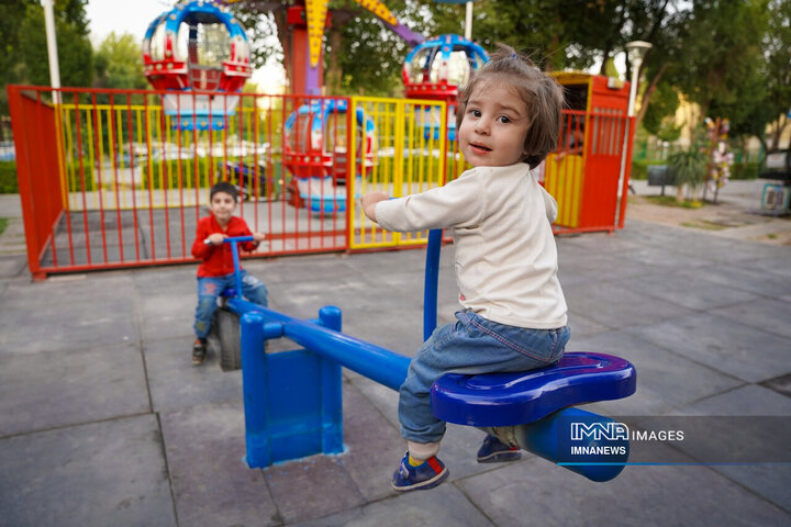 زندگی در سایه امنیت و اقتدار - اصفهان