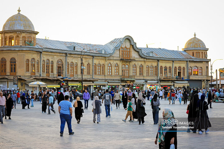 Life Goes On: Iranians Embrace Normalcy Amidst Ongoing Conflict