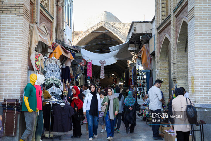 زندگی در سایه امنیت و اقتدار - اراک