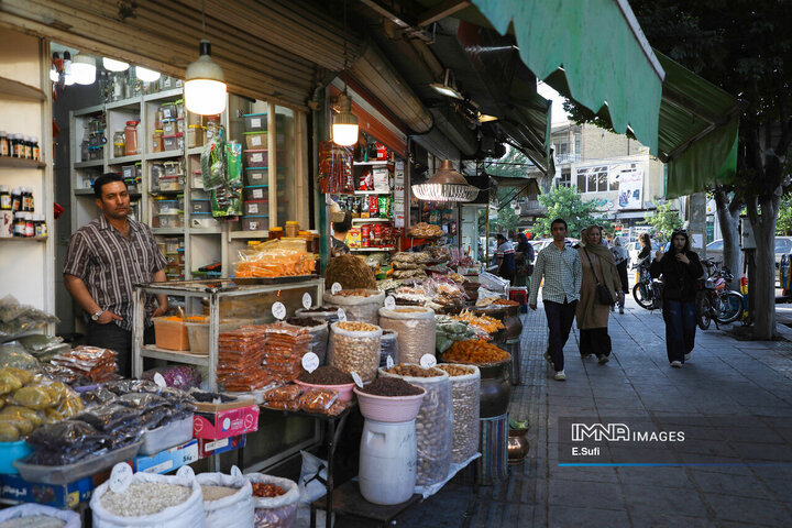 Life Goes On: Iranians Embrace Normalcy Amidst Ongoing Conflict