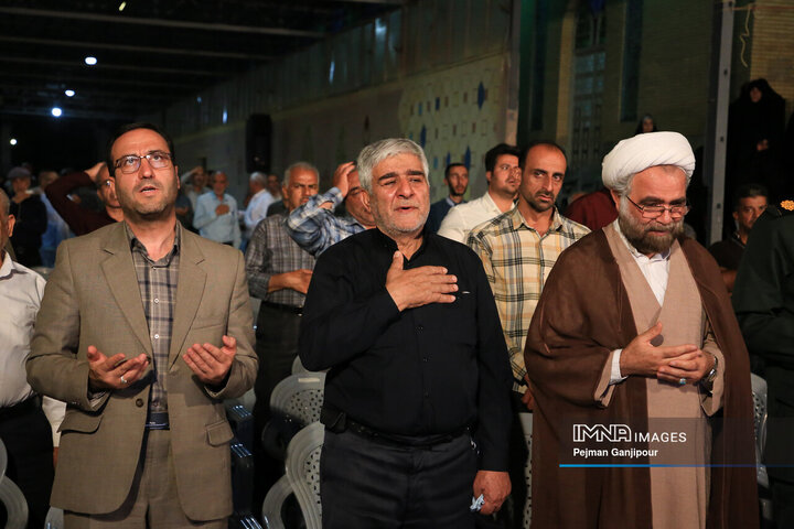 داع با شهید حملات رژیم صهیونیستی در گلستان شهدای رهنان اصفهان