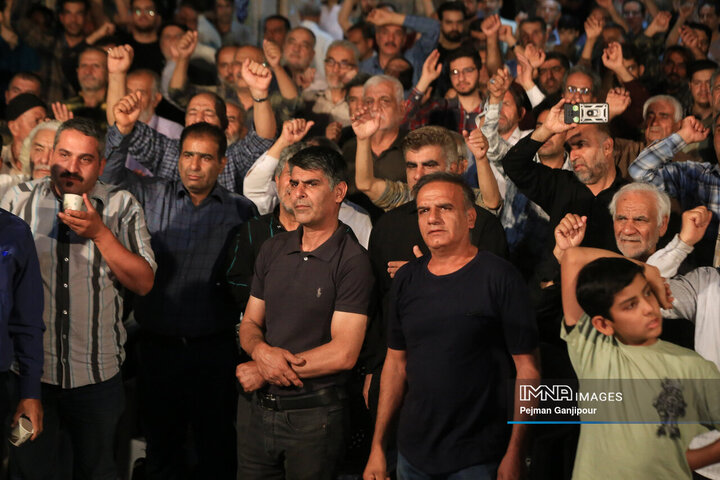 داع با شهید حملات رژیم صهیونیستی در گلستان شهدای رهنان اصفهان