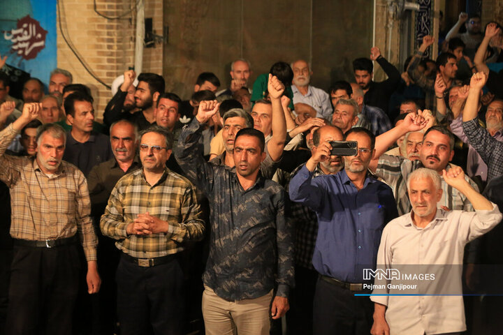 داع با شهید حملات رژیم صهیونیستی در گلستان شهدای رهنان اصفهان