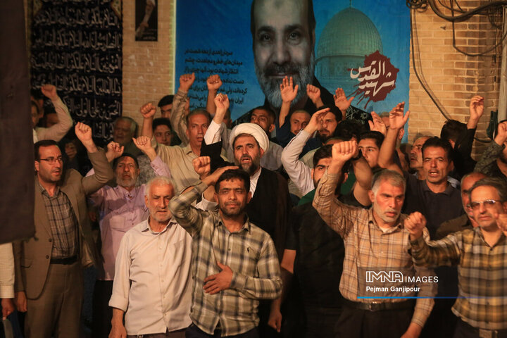 داع با شهید حملات رژیم صهیونیستی در گلستان شهدای رهنان اصفهان