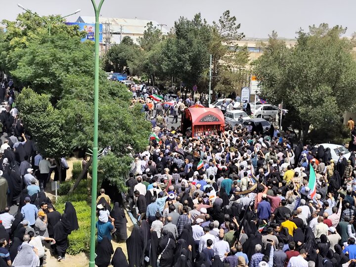 اینجا اصفهان، دیار مردمان پای‌کار است