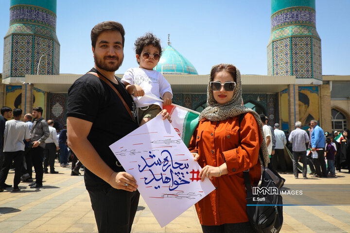 فیلم| راهپیمایی روز جمعه خشم و نصر تاریخی‌ترین روز در استان یزد