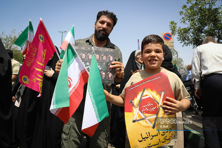 فیلم| خروش مردم تبریز در راهپیمایی بزرگ جمعه خشم و نصر