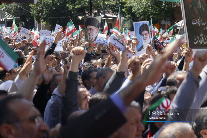 راهپیمیایی جمعه خشم و نصر در تبریز