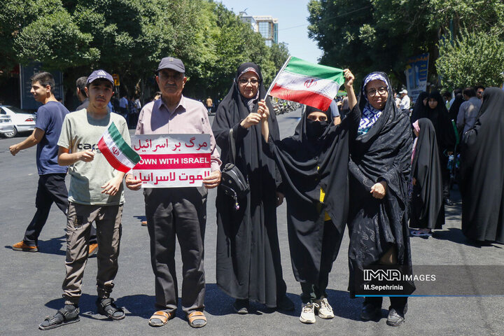 راهپیمیایی جمعه خشم و نصر در تبریز