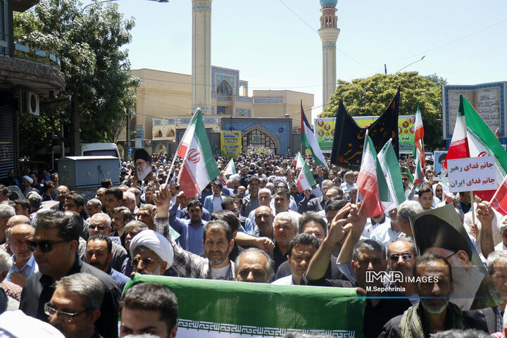 راهپیمیایی جمعه خشم و نصر در تبریز