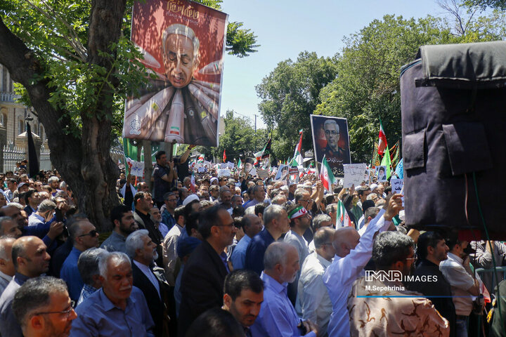 راهپیمیایی جمعه خشم و نصر در تبریز