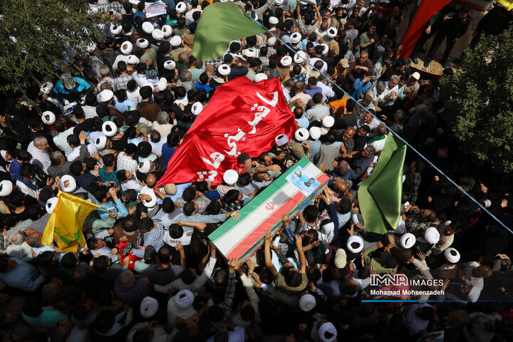 تشییع شهدای تجاوز رژیم صهیونیستی در جمعه «خشم و نصر»  - قم