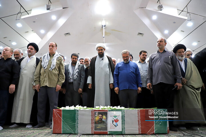 تشییع پیکر شهید کرمی در همدان