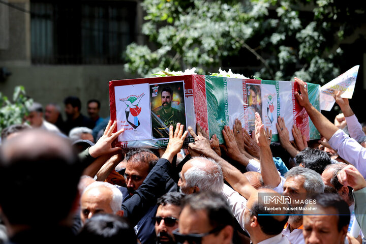 تشییع پیکر شهید کرمی در همدان