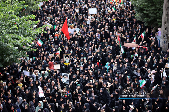 تشییع پیکر شهید کرمی در همدان