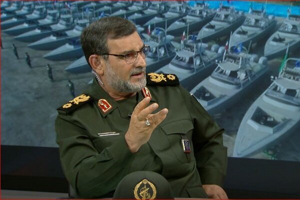 ناو دشمن شکن شهید باقری