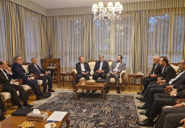 در نشست عراقچی با سفرای ایران در کشورهای اروپای غربی چه گذشت؟