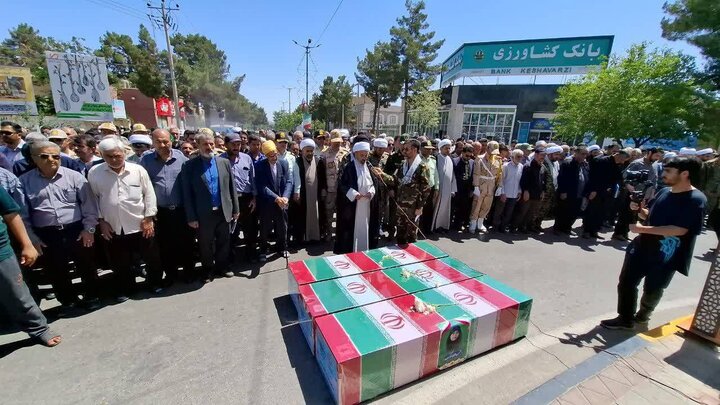 تشییع ۳ شهید حملات رژیم صهیونیستی در درگز