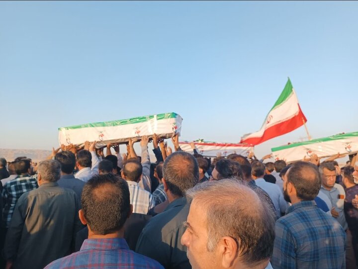 شهید ۸ ساله  در اندیمشک تشییع شد