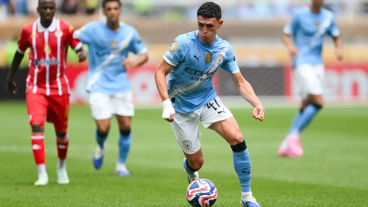 فیل فودن در نقش شماره ۱۰؛ درخشش در زمین یا وقت گذراندن کنار خانواده؟